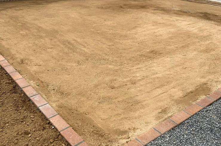 茨城県土浦市　人工芝64㎡　見切り　花壇　施工費460,000円